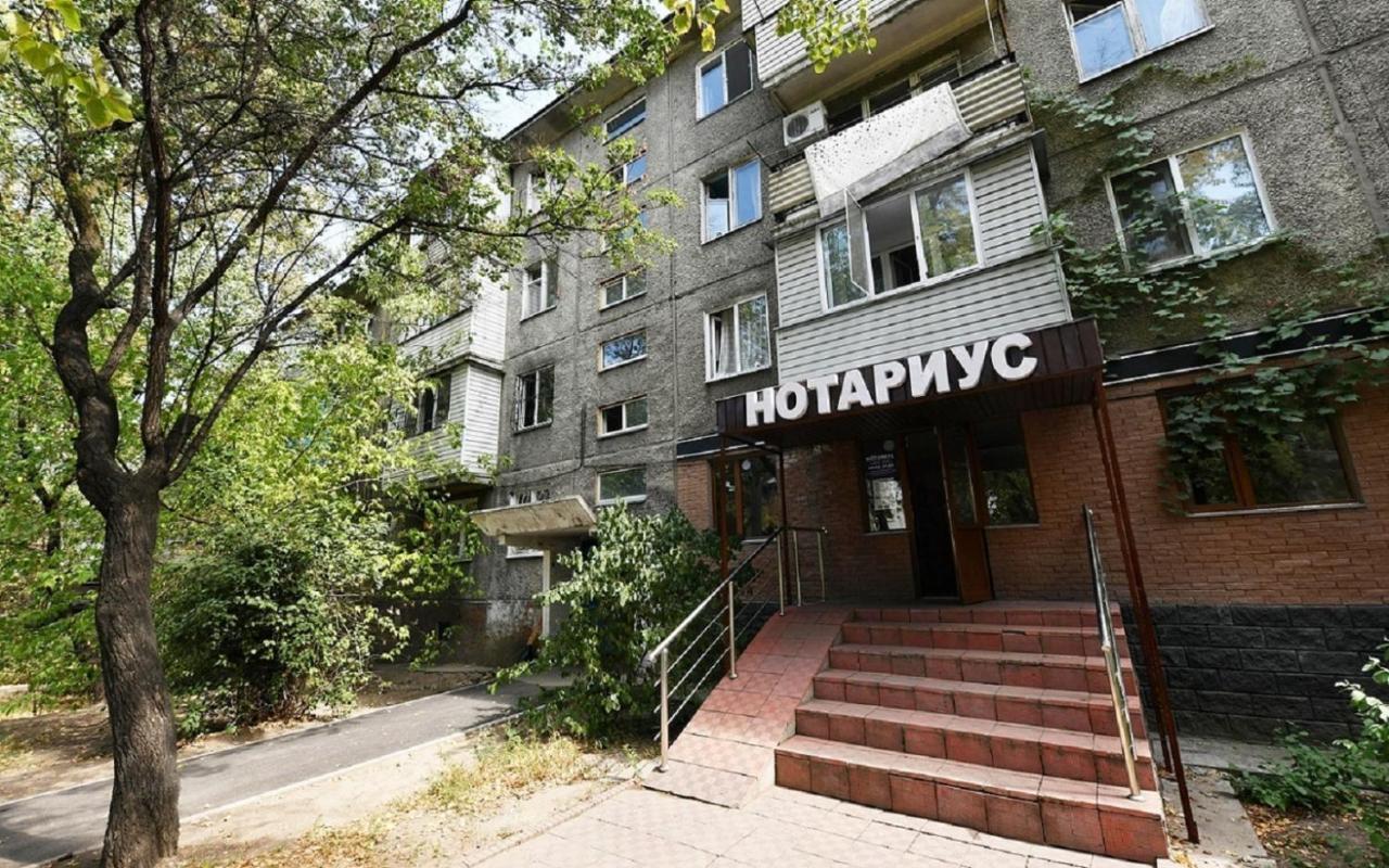 Апартаменты 11-Й Микрорайон, 4 อัลมาตี ภายนอก รูปภาพ